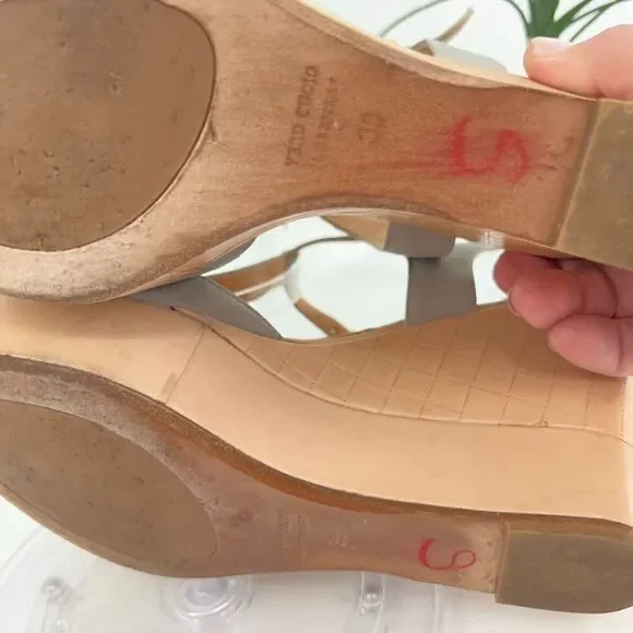 Pomme D'or Sandals Women's Size 39 8 Blue Gray Leather T-Strap Platform Wedge - Picture 13 of 16